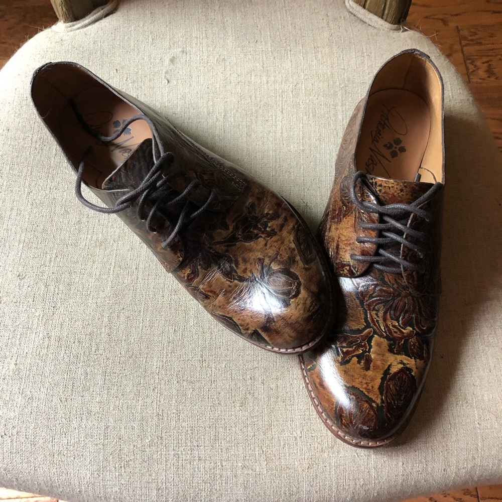 Patricia Nash oxfords